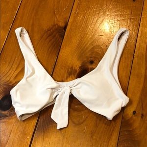 White tie in front bikini top